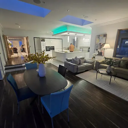 Gracian Omb Foxrock Luxury Villa Dublin