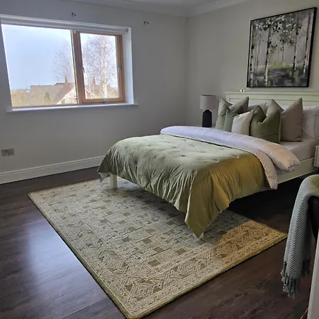 Gracian Omb Foxrock Luxury