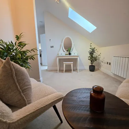 Gracian Omb Foxrock Luxury Villa